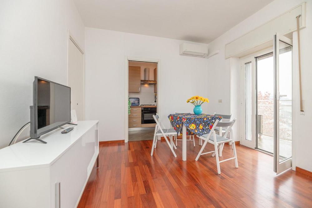Apartment Bright And Quiet Close To Fair Mailand